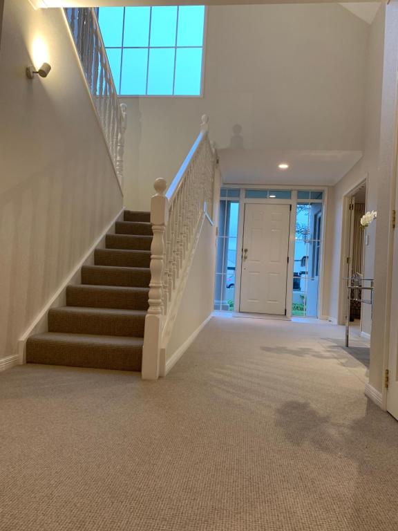 TAURANGA CITY CBD 5TH AVE Elegant Entire Home - Resim 16