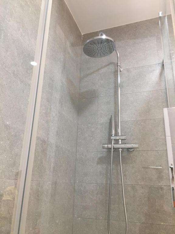 A bathroom at CARRERA HOME