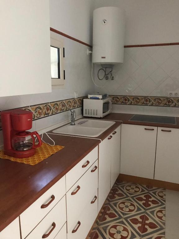 Kuchyňa alebo kuchynka v ubytovaní Casa Rural Finca Los Esterones