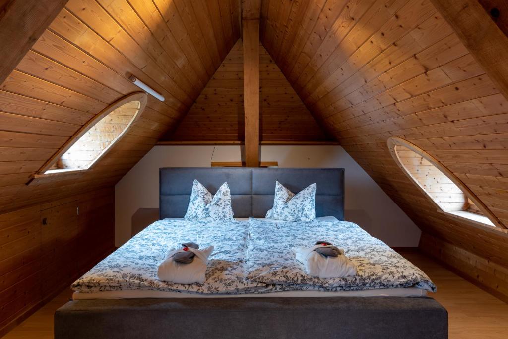 Postel nebo postele na pokoji v ubytování Landgasthof Farnsburg