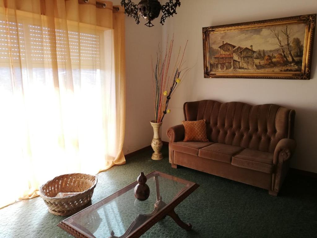 Moradia santa comba - Three-Bedroom Townhouse
