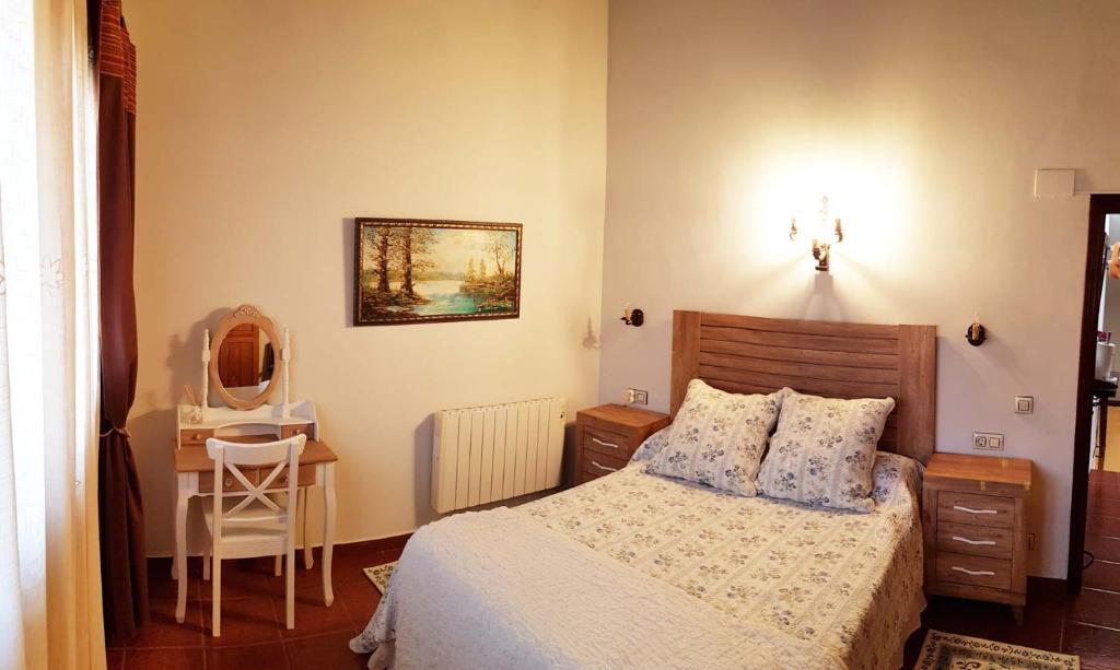 Apartamento RURASTUR (España Ríoseco) - Booking.com