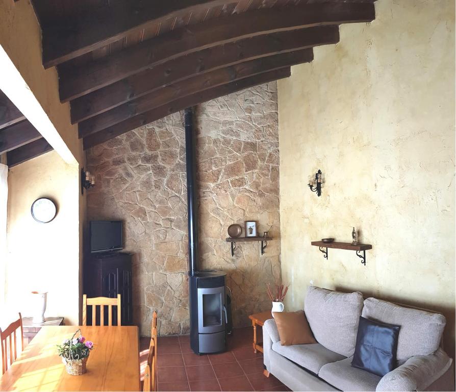 Apartamento RURASTUR (España Ríoseco) - Booking.com