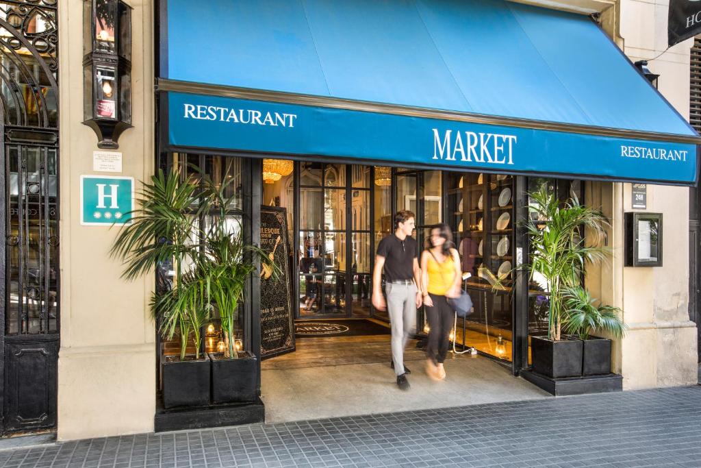 Hotel Market - Resim 30