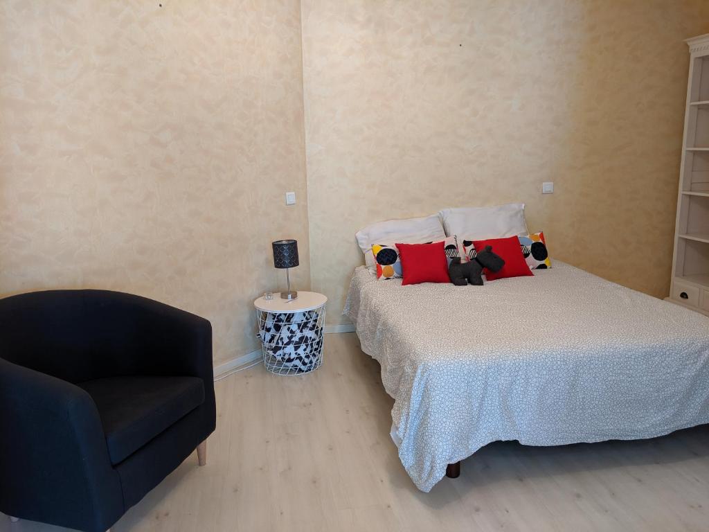 Posteľ alebo postele v izbe v ubytovaní Studio calme et confortable proche de Saint-Chamond