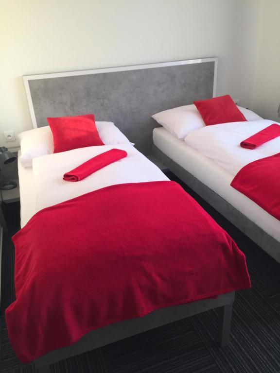 Postel nebo postele na pokoji v ubytování Garni Hotel 31
