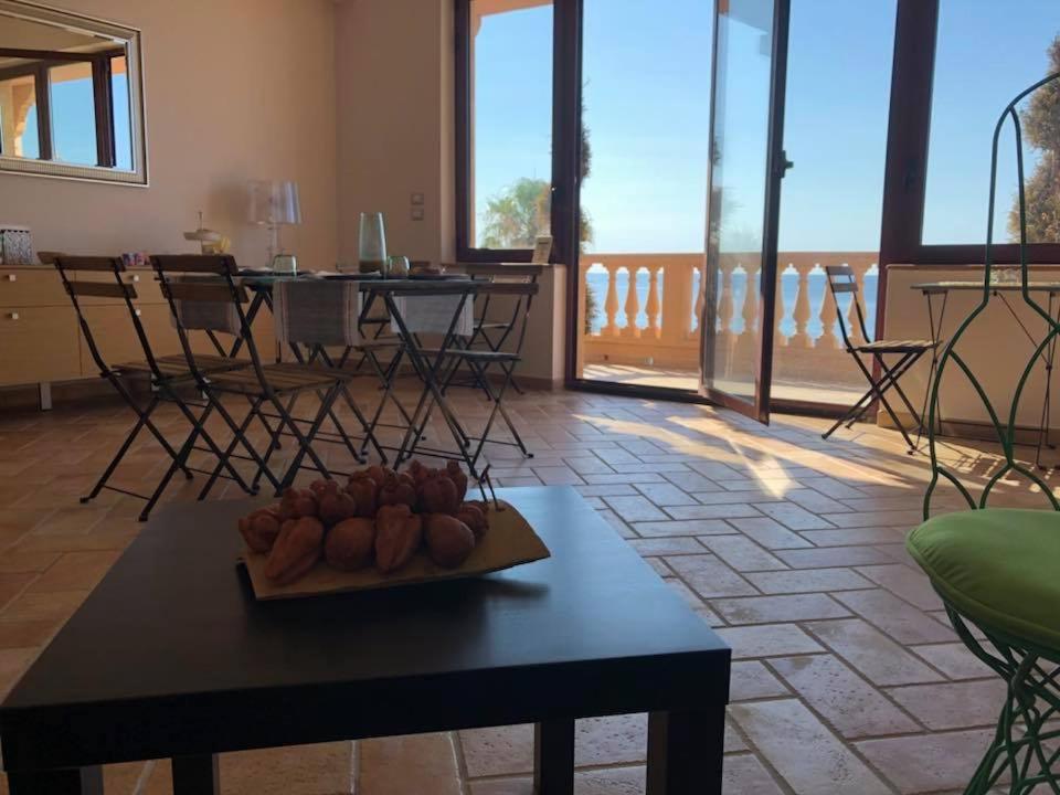 A balcony or terrace at Le Camere di Rosanna