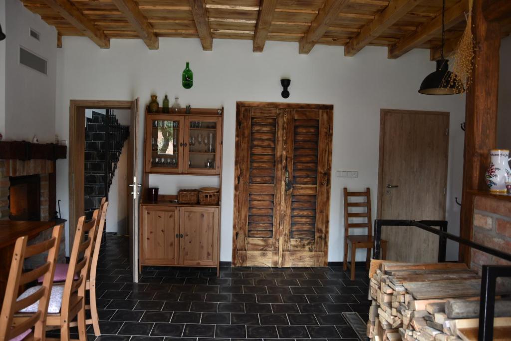 Kuchyň nebo kuchyňský kout v ubytování Vinný sklep U Ševčíků