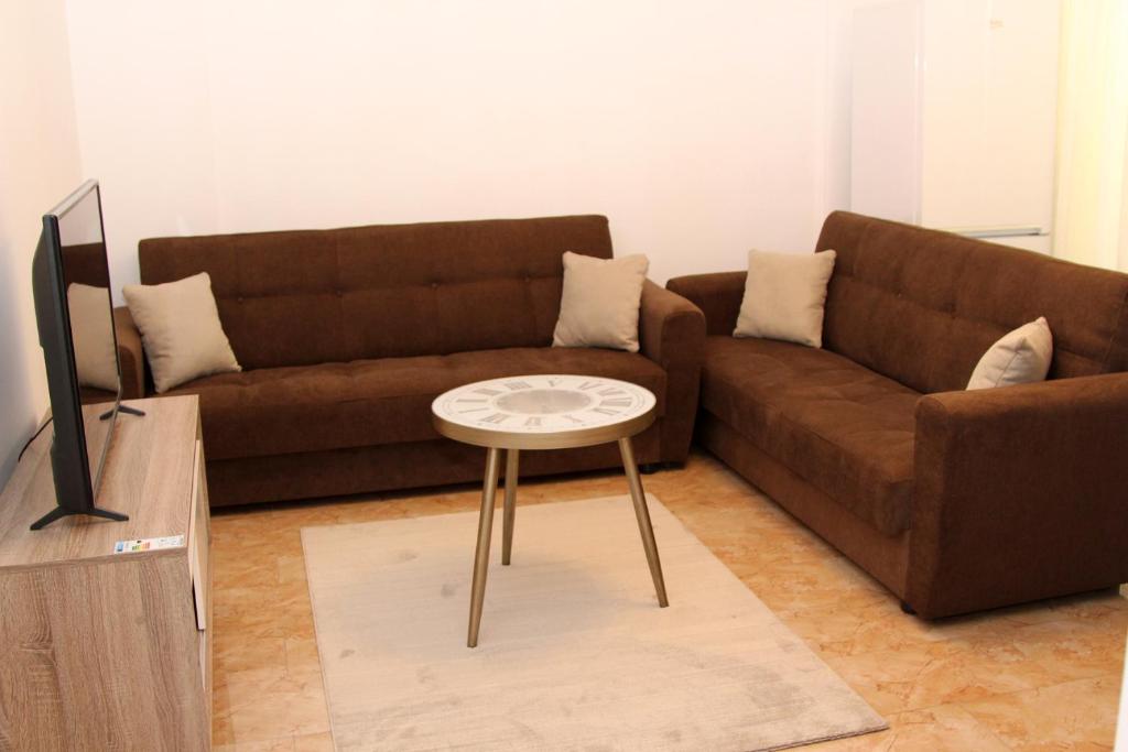 Fiqe rental - Image 5