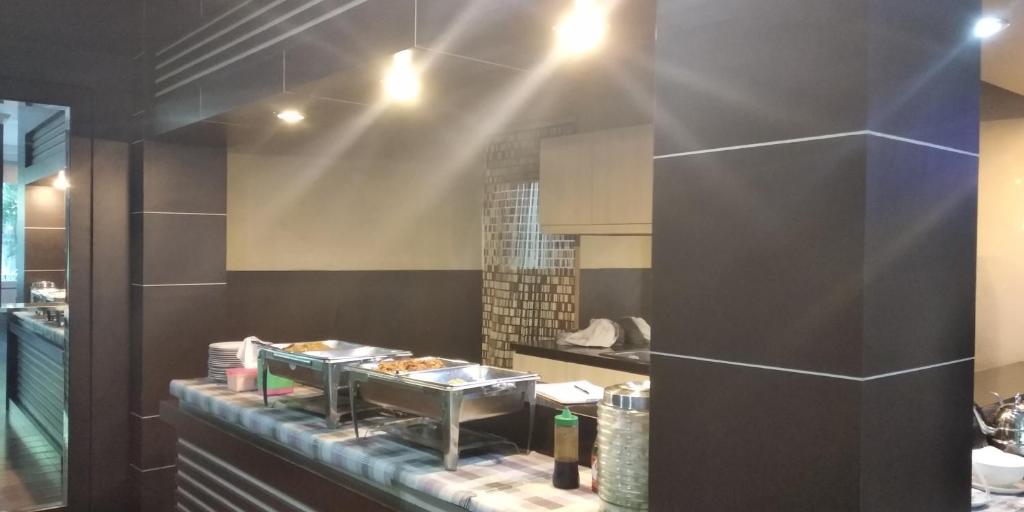 Central City Hotel - Housity