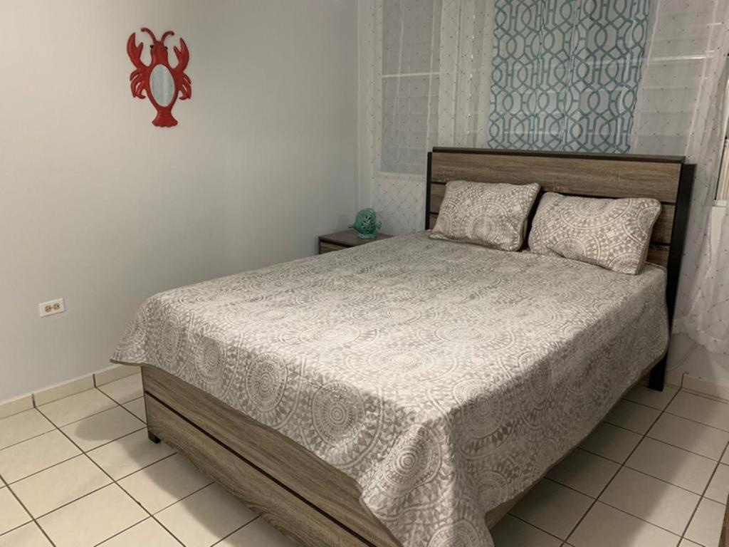 Postel nebo postele na pokoji v ubytování Los Pinos House