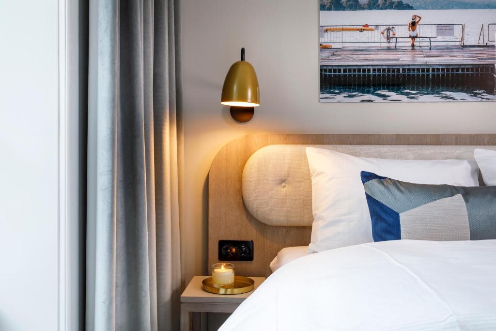 Llit o llits en una habitació de Hotel Felix