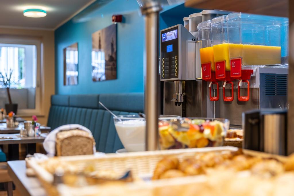 Comida no hotel ou em algum lugar perto