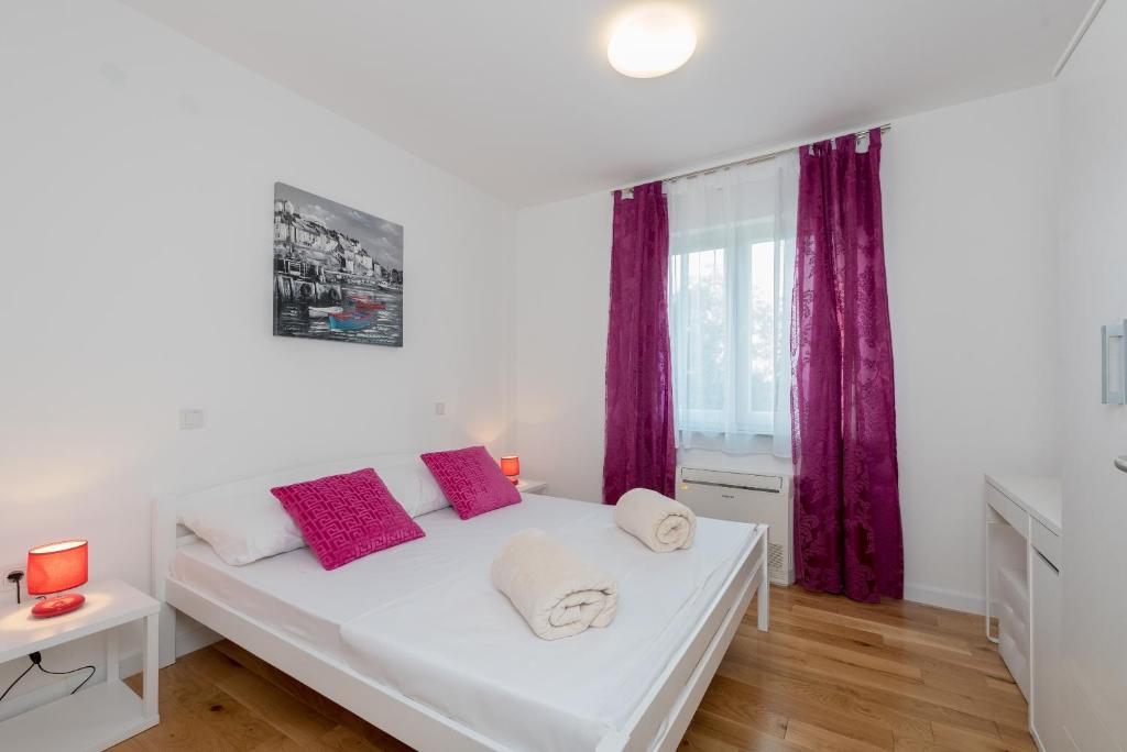 Posteľ alebo postele v izbe v ubytovaní Villa Anja 1st floor