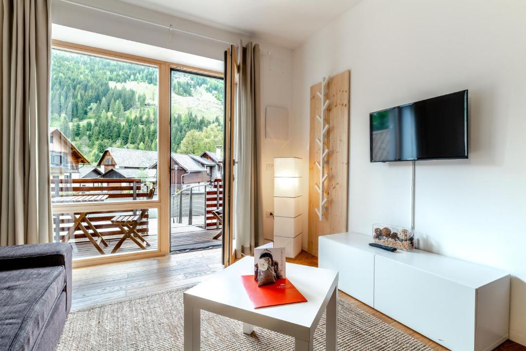 TV a/nebo společenská místnost v ubytování Quercus Appartements contactless check-in
