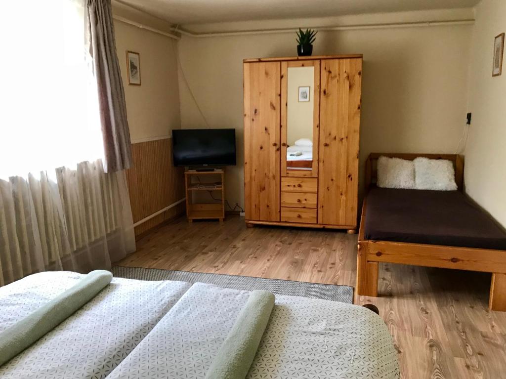 Fejedelem Vendégház - Two-Bedroom Apartment