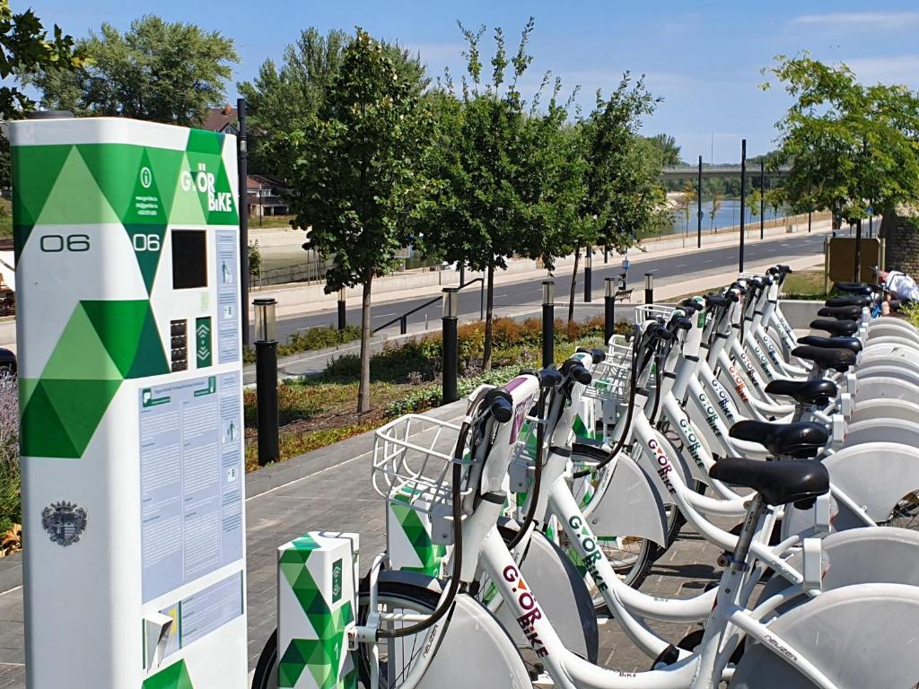 bulls elektrofahrrad test ICONIC EVO TR 1 750 – Bikes USA WIEN, ÖSTERREICH: Citybike Wien Tektro tektro 9E Size:1000ml Meet the BULLS Cross
