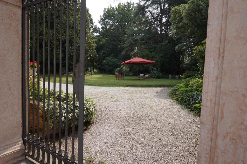 Zahrada ubytování Palazzo Mantua Benavides Suites & Apartments