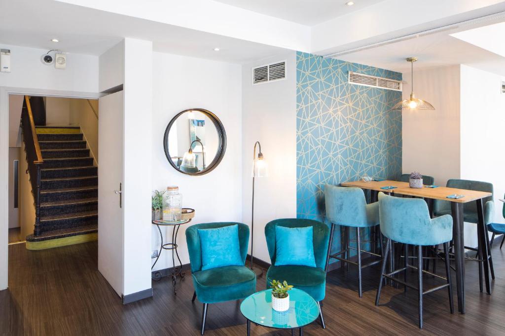 Posezení v ubytování Hôtel Relais Acropolis