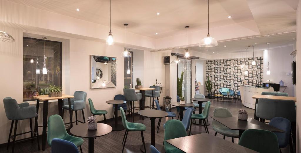 Posezení v ubytování Hôtel Relais Acropolis