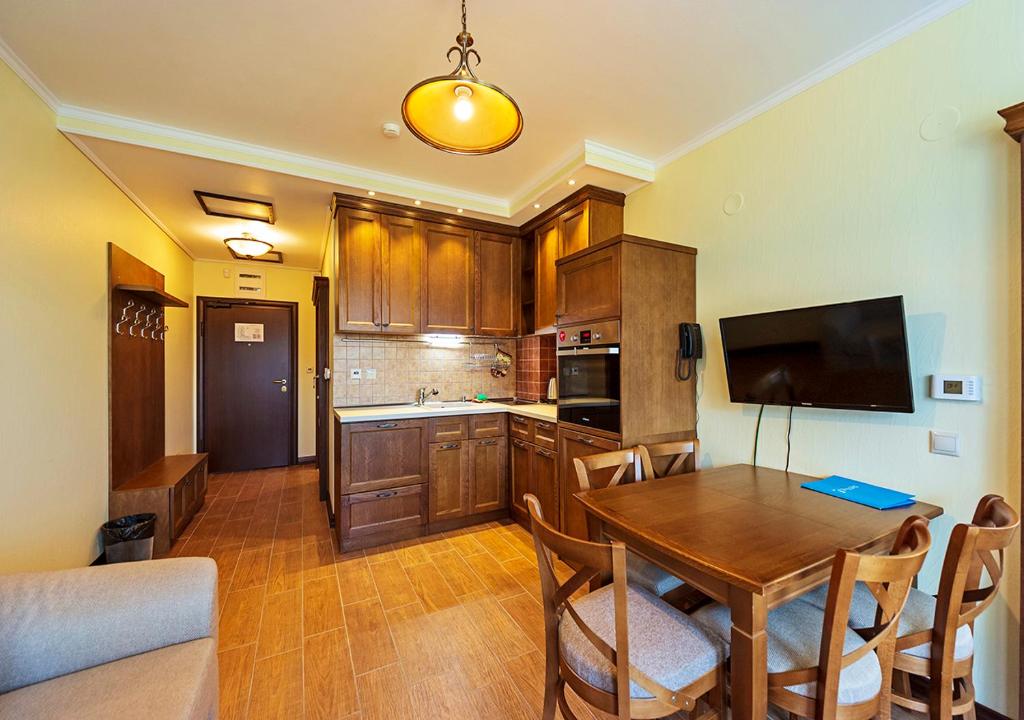 Beachfront · Private Beach 7 Pools SPA Boutique Hotel - One-Bedroom Apartment (2 Adults + 2 Adults Or 2 Children)