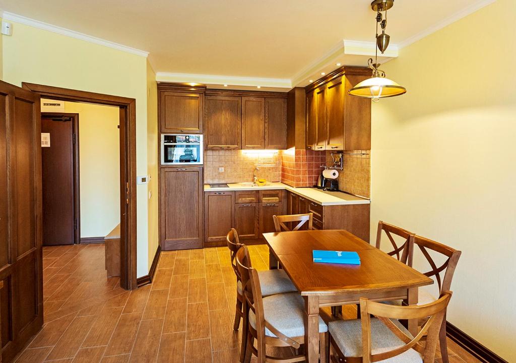 Beachfront · Private Beach 7 Pools SPA Boutique Hotel - One-Bedroom Superior Apartment (2 Adults + 2 Adults Or 3 Children)