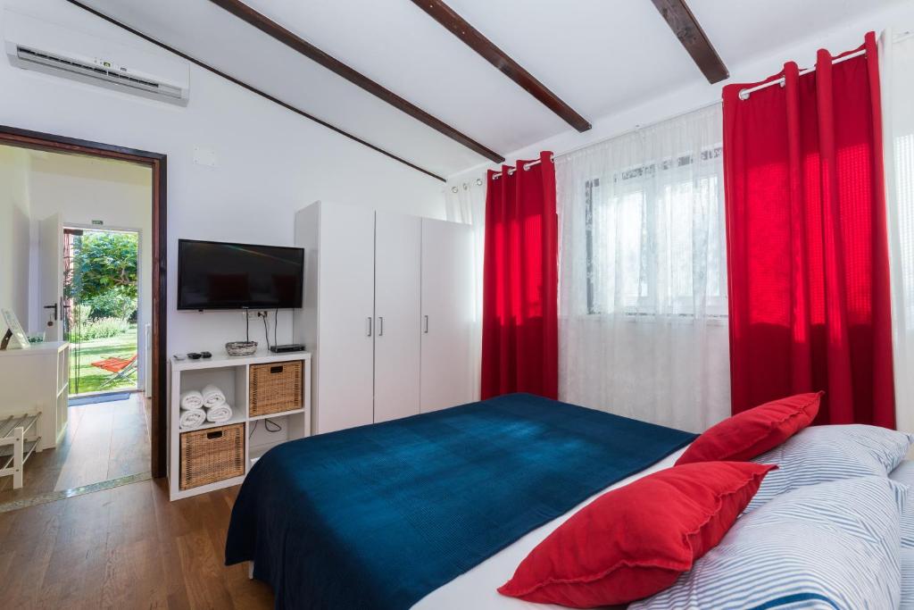 B&B Carmela, Umag (updated prices 2025) - 12