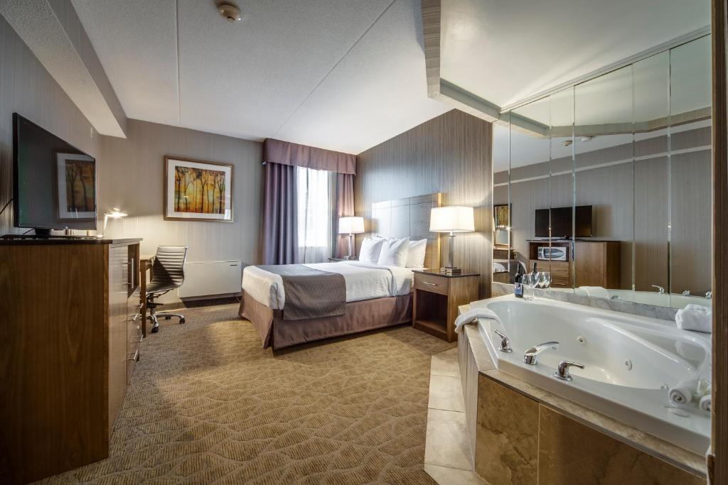 Monte Carlo Inn Airport Suites - Resim 23