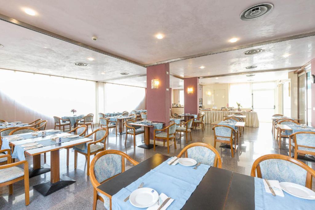 Restaurace v ubytování Hotel Maja
