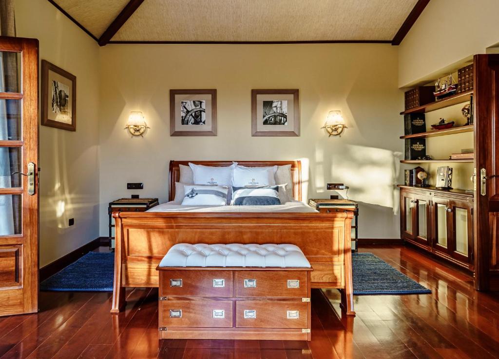 A bed or beds in a room at Finca La Rosa de Los Vientos