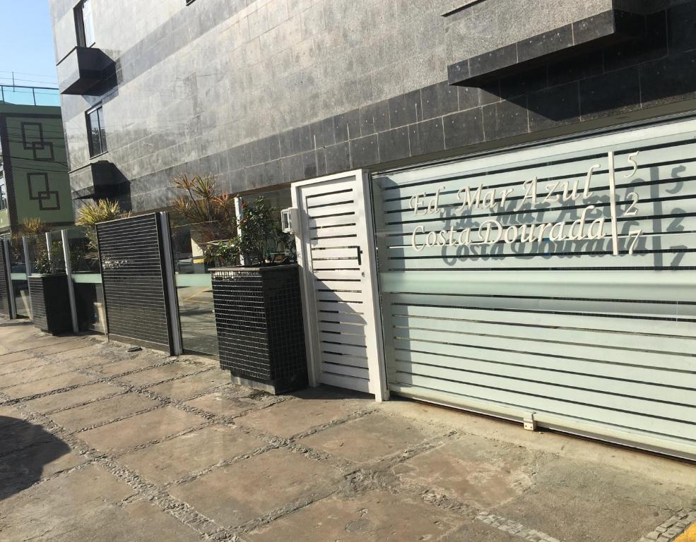  Apto de frente para o mar