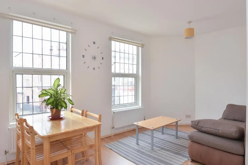 EAST LONDON TREAT, London, United Kingdom