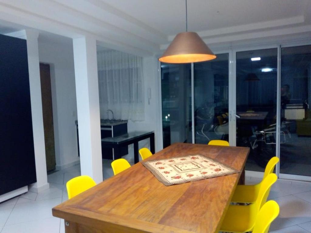  Casa ALTO PADRÃO - 12 Pessoas