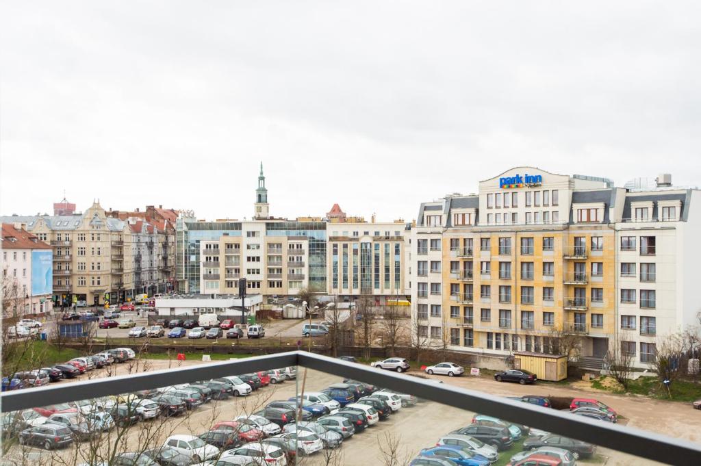 Výhľad na mesto Poznaň alebo výhľad na mesto priamo z apartmánu