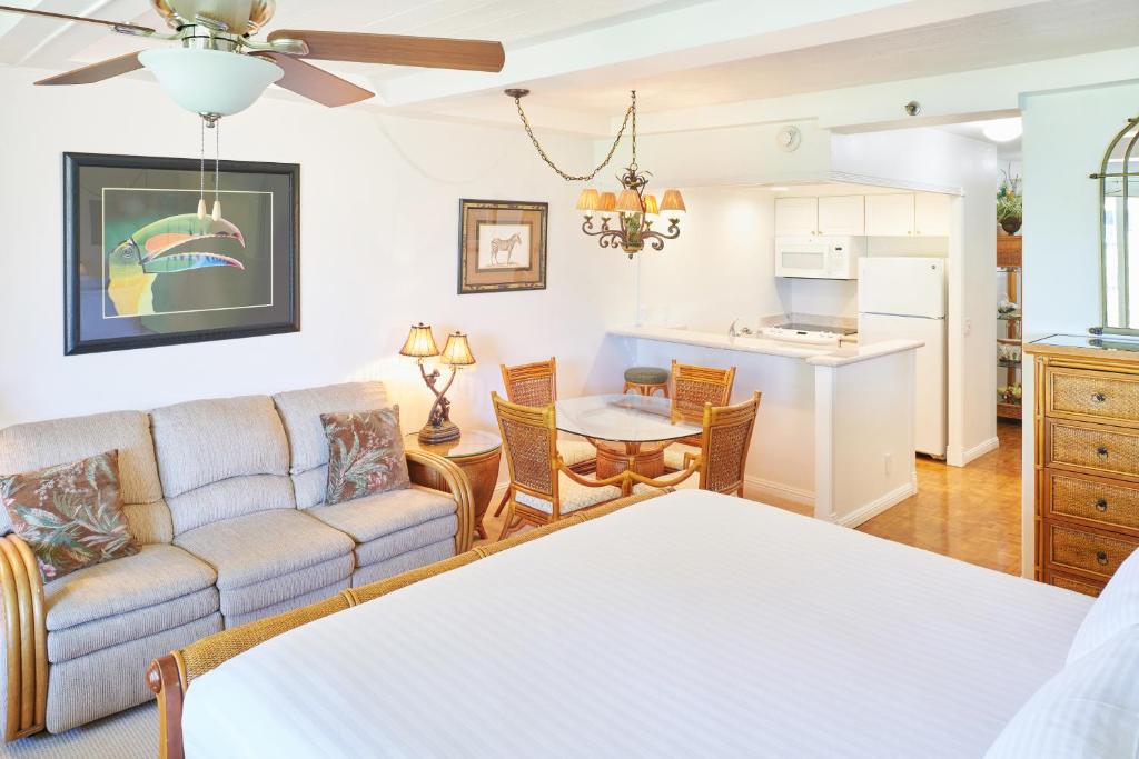 Aston at The Whaler on Kaanapali Beach - Vue Du Jardin De Studio
