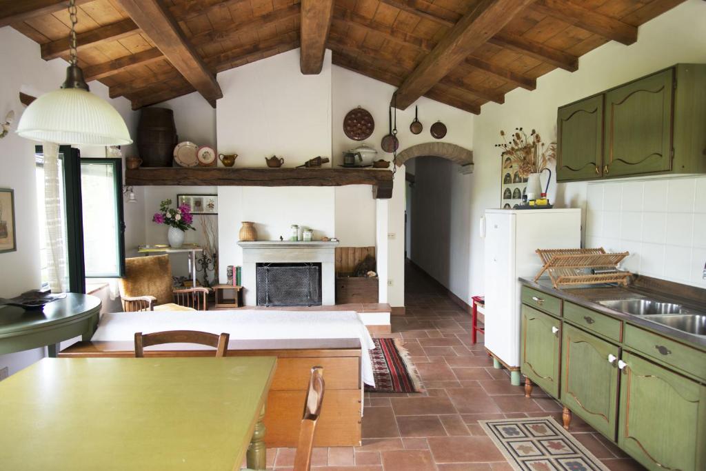 Kuchyň nebo kuchyňský kout v ubytování Agriturismo Attulaio