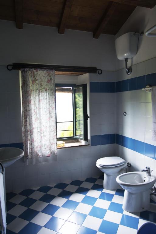 Koupelna v ubytování Agriturismo Attulaio