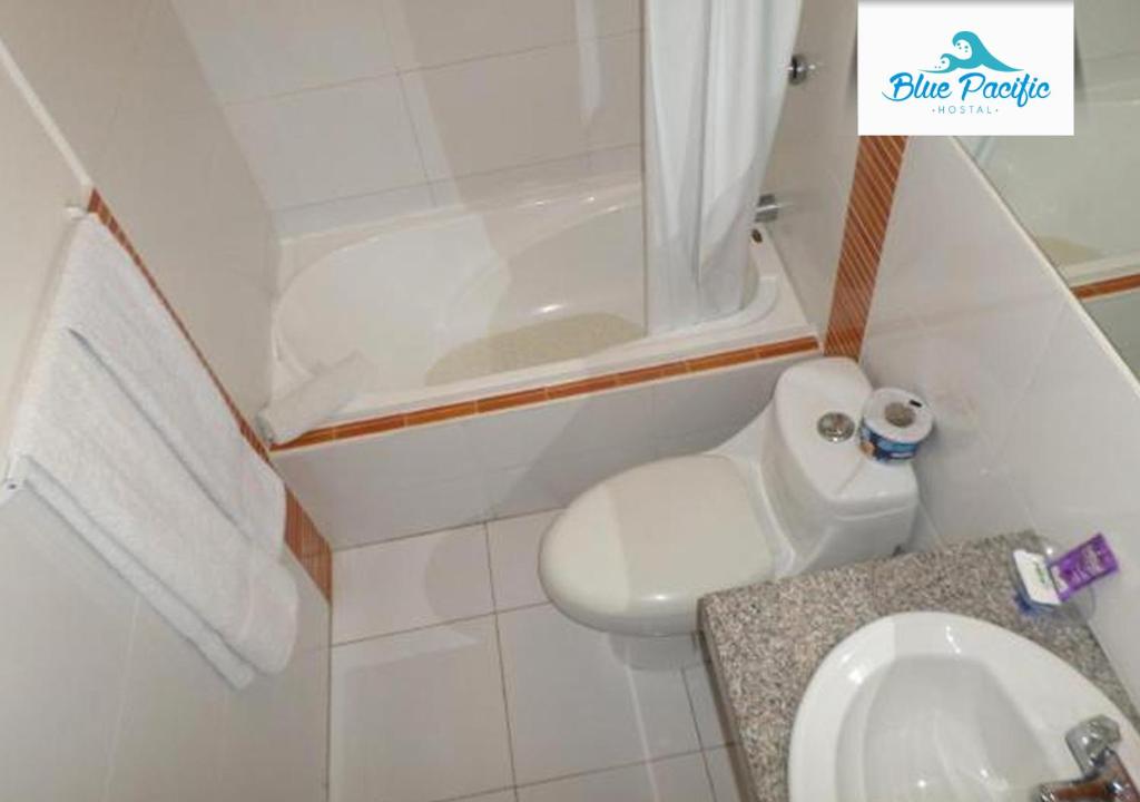Koupelna v ubytování Hostal Blue Pacific