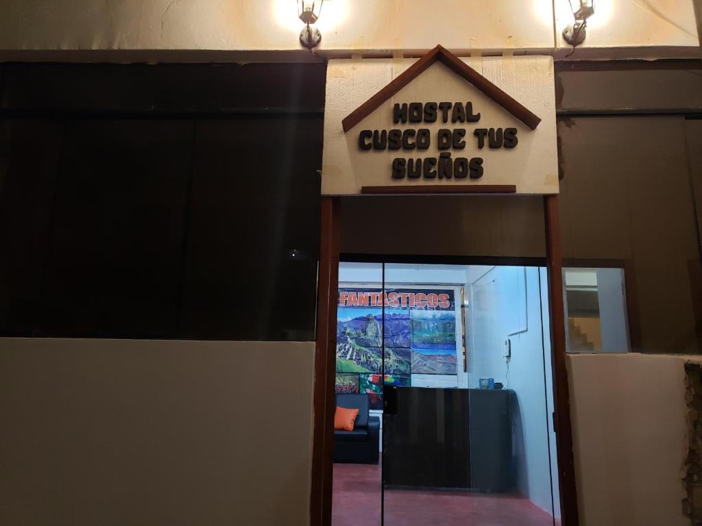 Hostal Cusco de mis Sueños的证书、奖牌、标识或其他文件