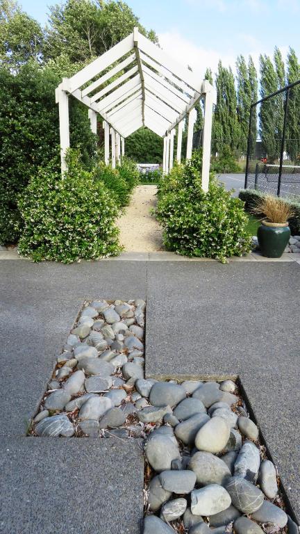 Maples on Harewood - Resim 24