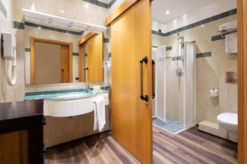 Best Western Maison B Hotel - Resim 36