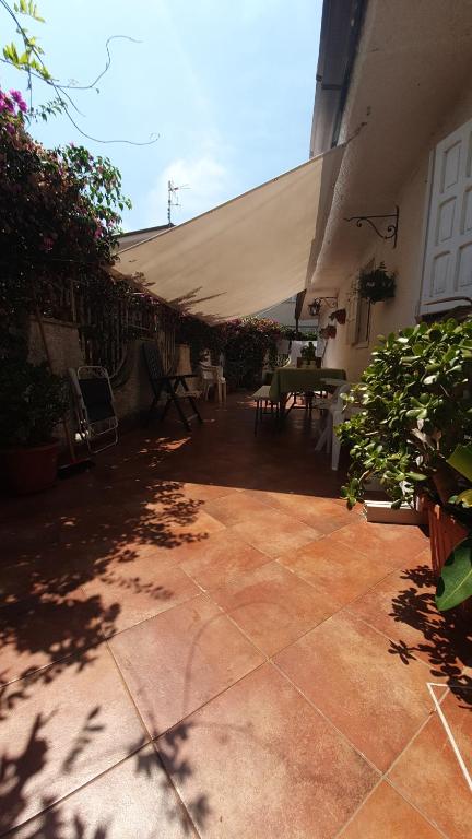 The building in which the holiday home is located