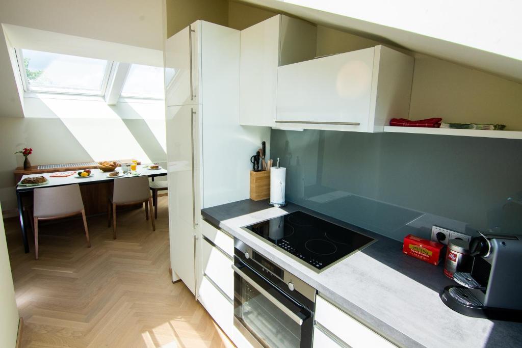 Kuchyň nebo kuchyňský kout v ubytování EST Residence Schönbrunn Vienna - Apartments