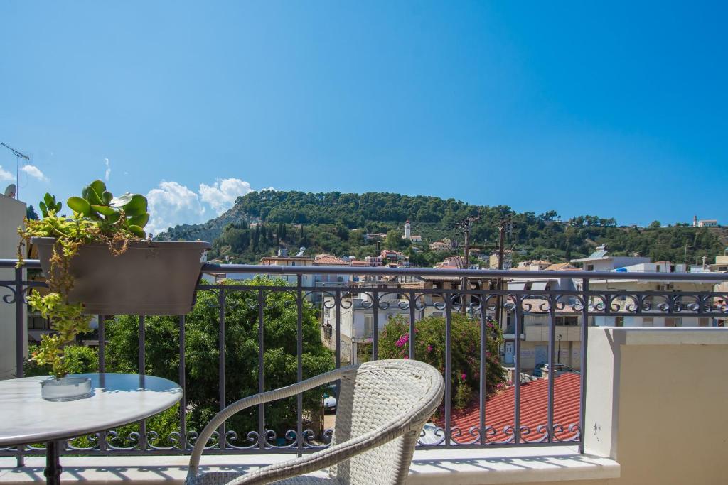 Ein Balkon oder eine Terrasse in der Unterkunft Dali
