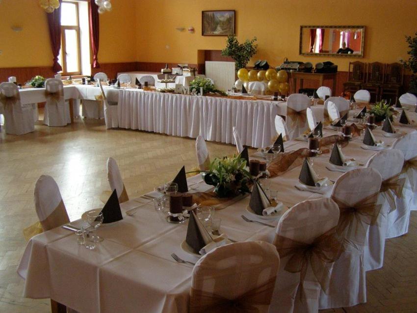 Restaurace v ubytování Penzion SLANINA