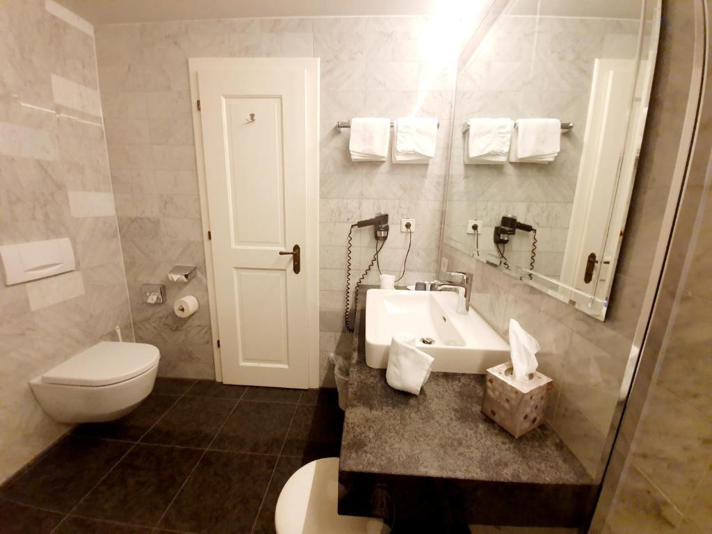 Landgasthof \ - Resim 45