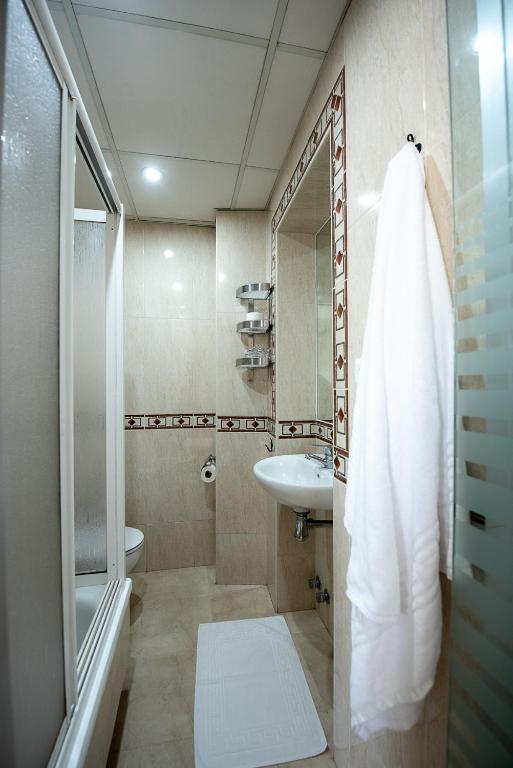 Koupelna v ubytování Hostal La Muralla