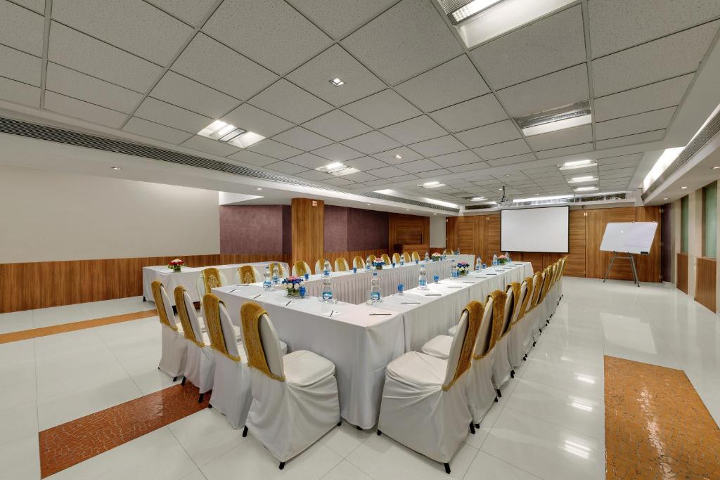 Konferenční prostory v ubytování The Fern Residency Mumbai