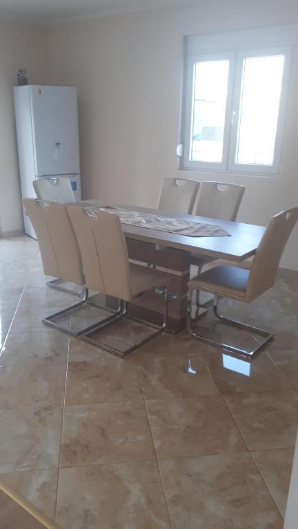Apartman Djokic Iii Sprat Bar Azurirane Cene Za 2021 Godinu