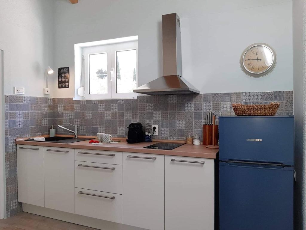 Kuchnia lub aneks kuchenny w obiekcie House Sidro, Stari Grad